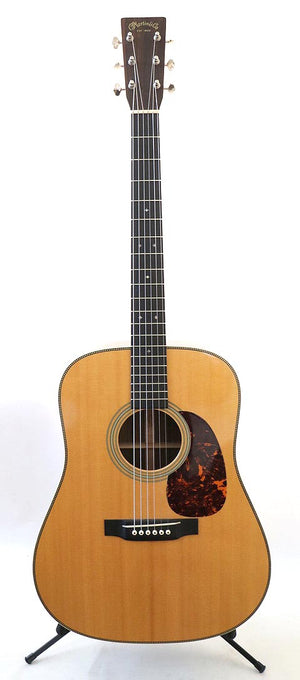 Martin HD28V – The Guitar Colonel