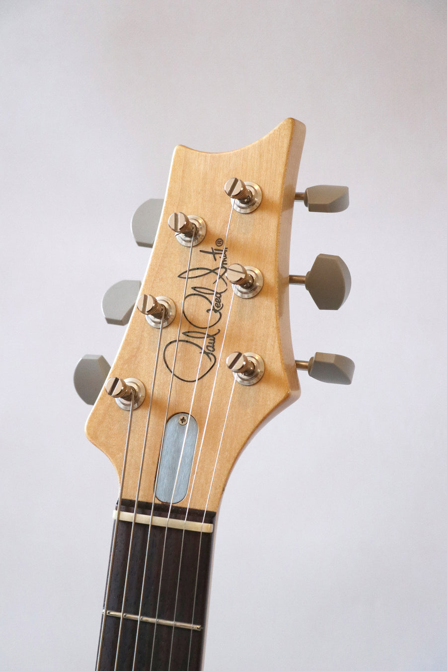 Prs silver store sky headstock